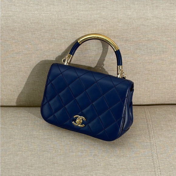 CHANEL Blue Quilted Top Handle Flap Bag GHW - Picture 3 of 16